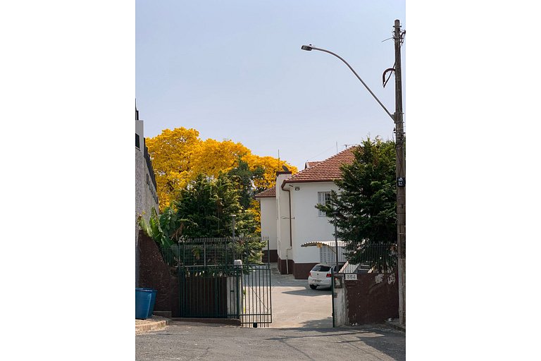 3C Quarto e banheiro exclusivo |Centro Serra Negra