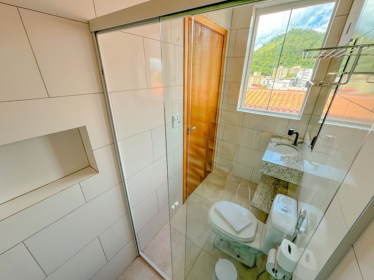 3C Quarto e banheiro exclusivo |Centro Serra Negra