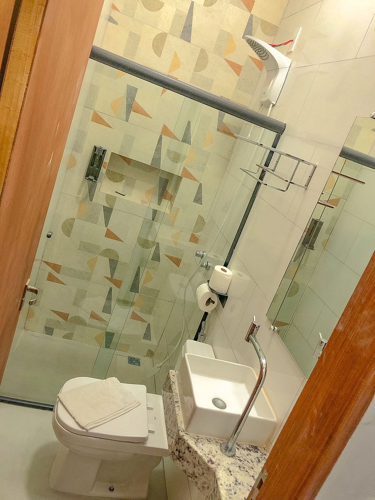 15D Quarto e banheiro exclusivo Centro Serra Negra