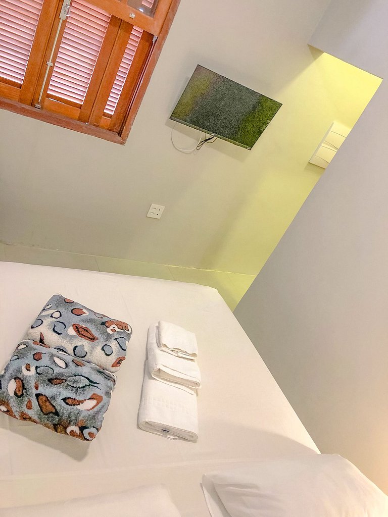 15D Quarto e banheiro exclusivo Centro Serra Negra