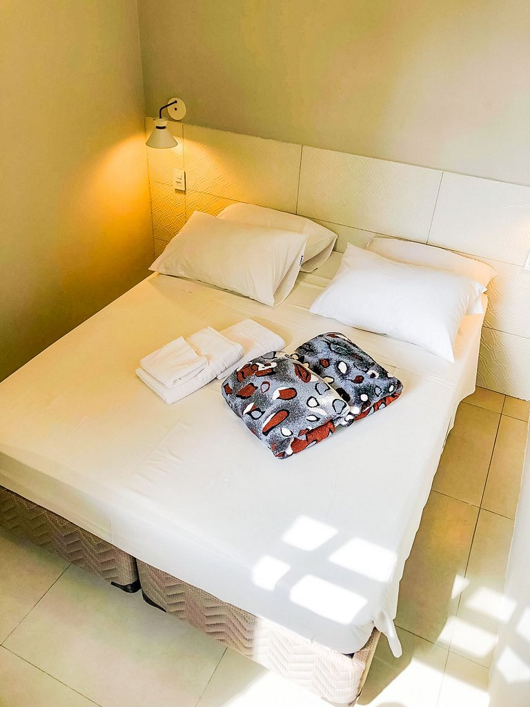 15D Quarto e banheiro exclusivo Centro Serra Negra