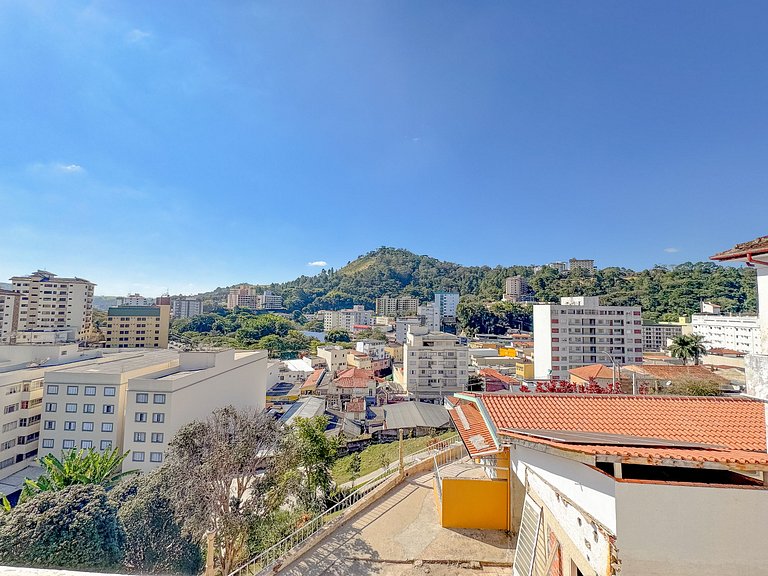 14A Quarto e banheiro exclusivo Centro Serra Negra