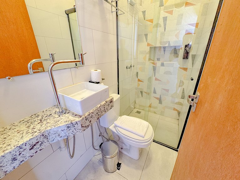 14A Quarto e banheiro exclusivo Centro Serra Negra